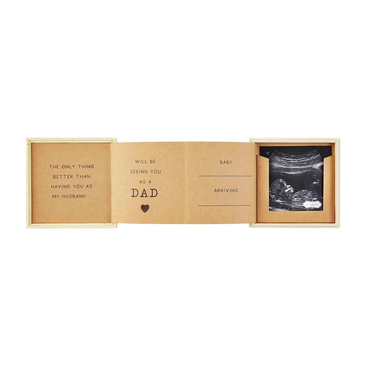 DAD ANNOUNCEMENT GIFT BOX