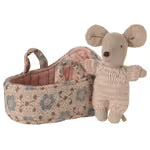 Baby mouse in carry cot - Rose
