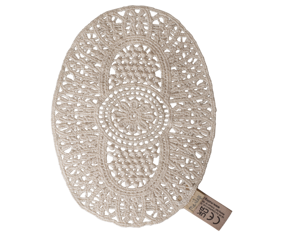 Lace rug, Mouse