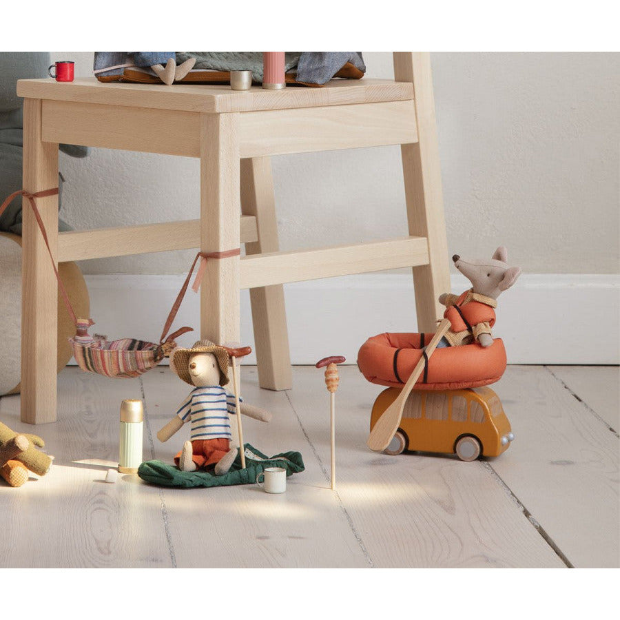 Hiker mouse, Big brother