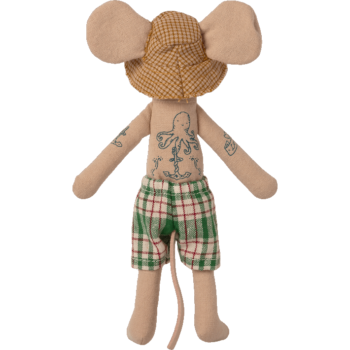 Beach mice, Dad in Cabin de Plage