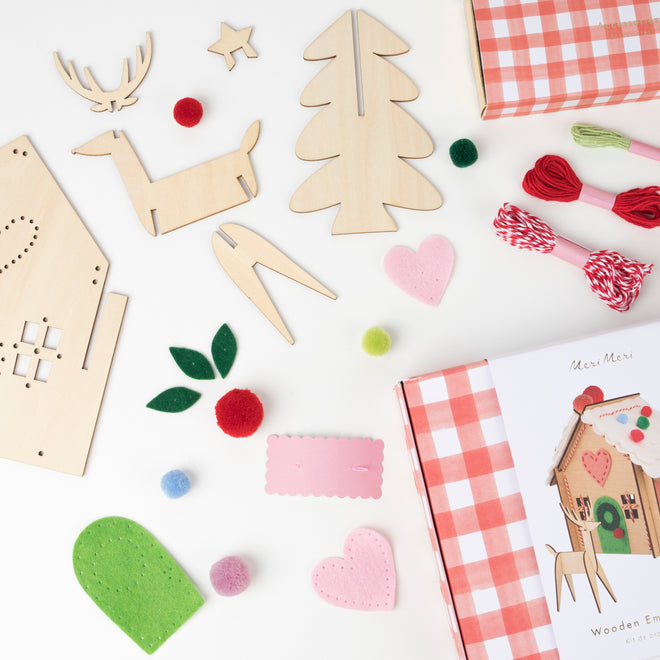 Wooden Embroidery Gingerbread House Kit