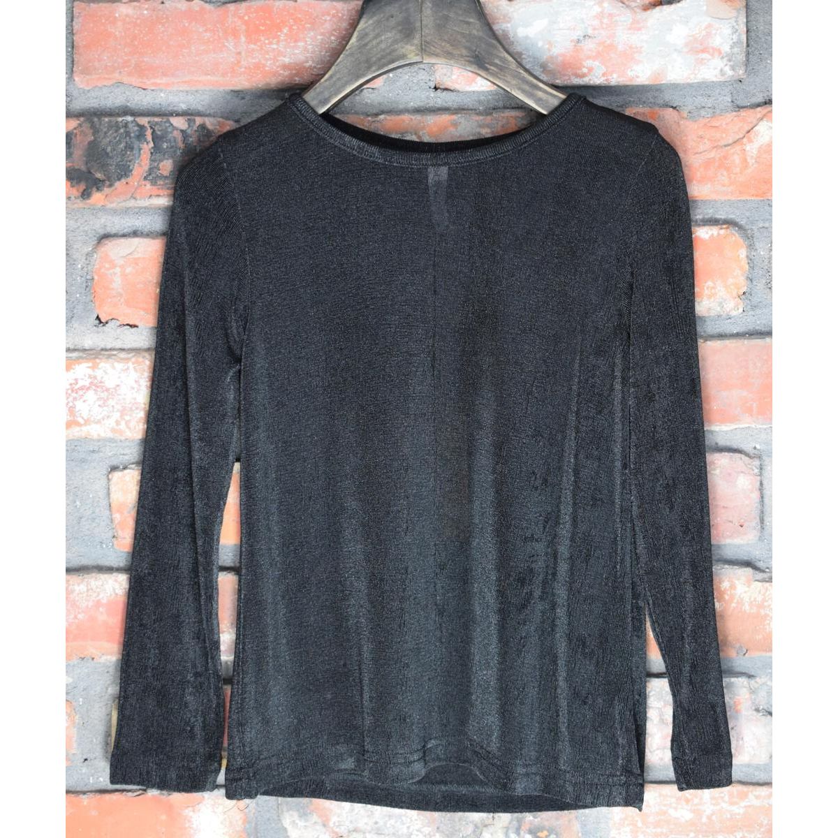 BASIC LONG SLEEVE TOP