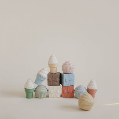 Mix and Match Toy