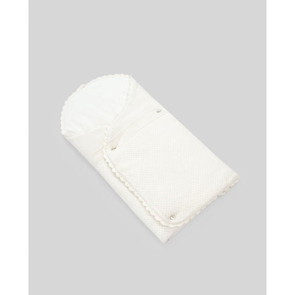 Baby Nest Paz Available in Chalk Pink Cream and Chalk Blue