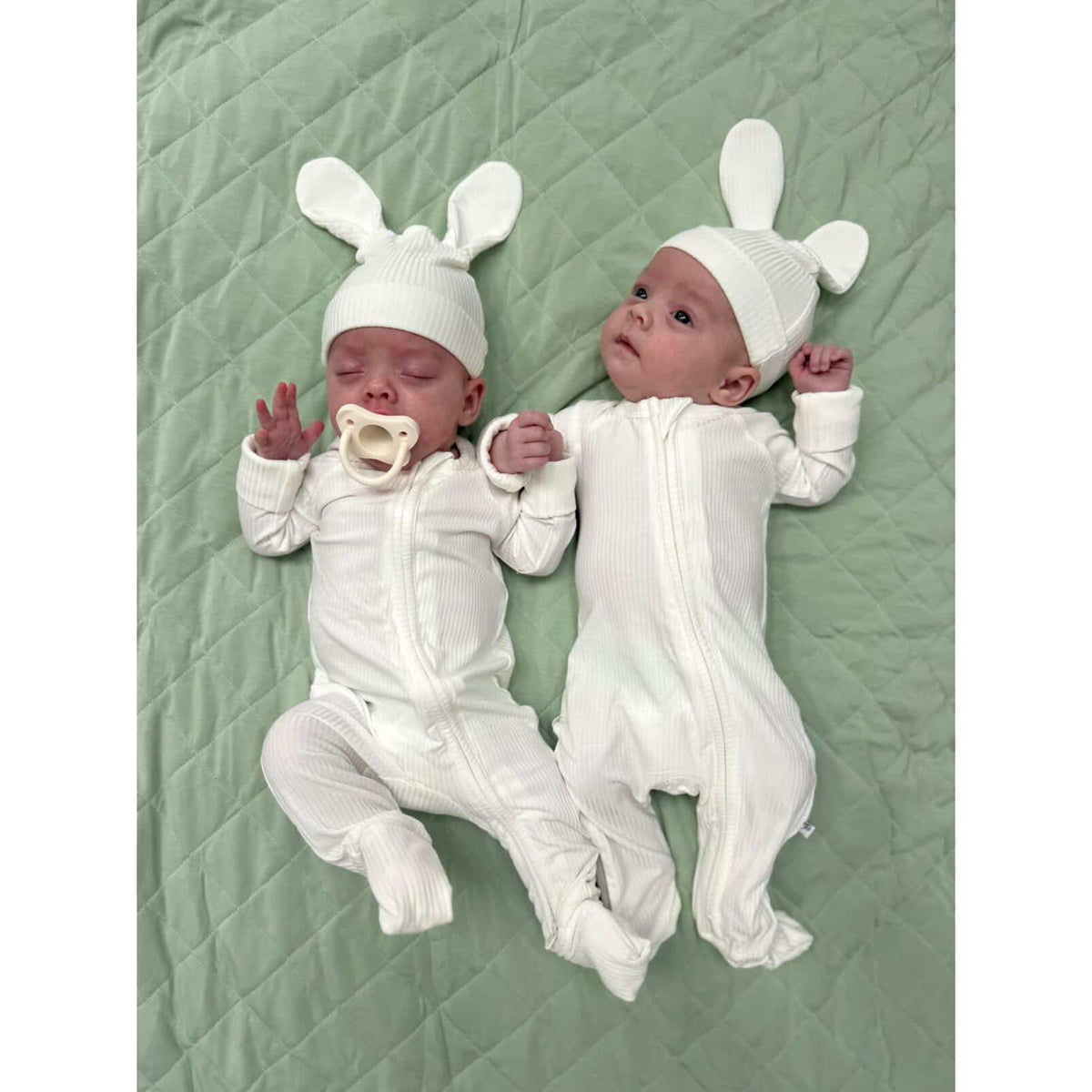 Snow Ribbed Baby Bunny Beanie Hat