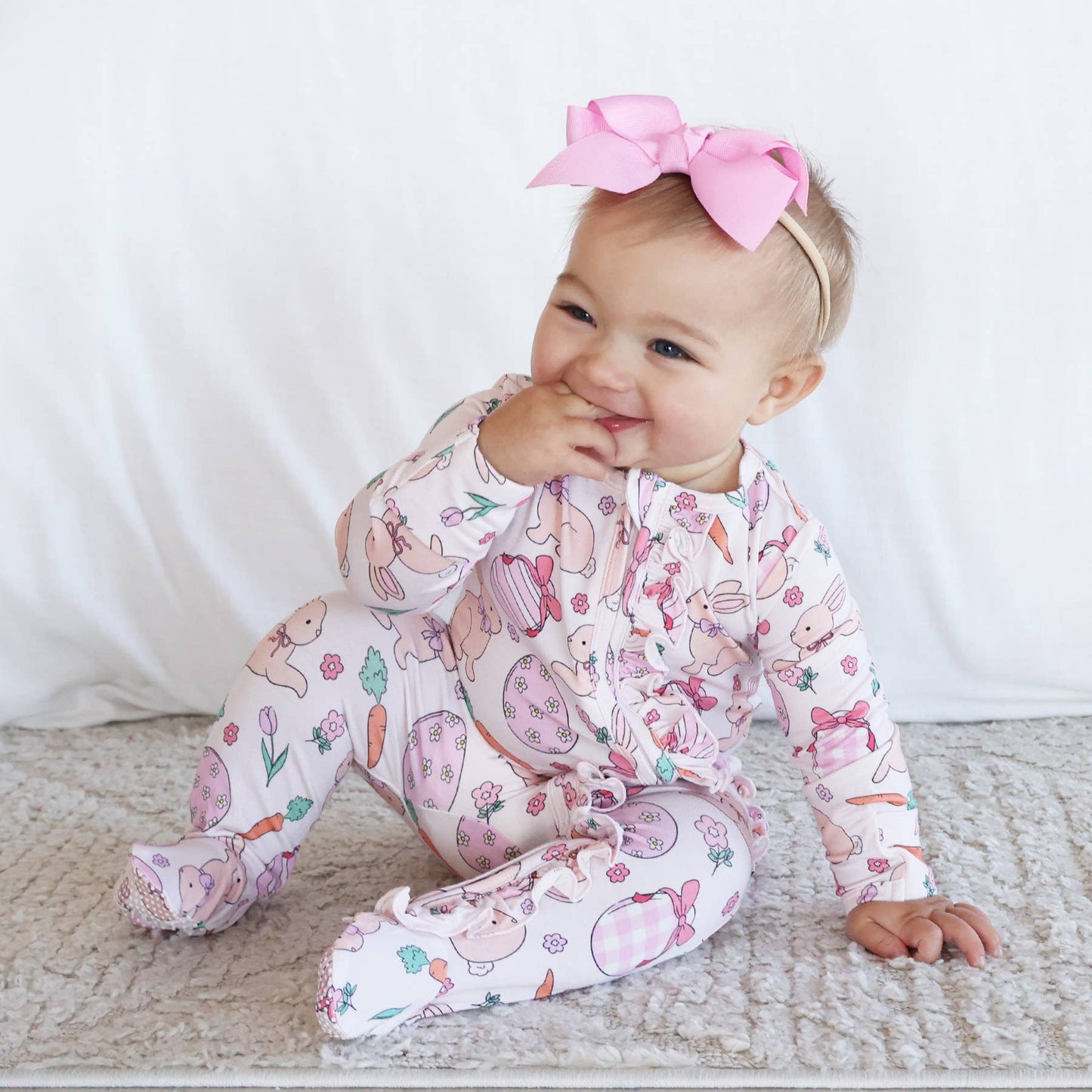 Hoppy Spring Ruffle Zipper Footie | Pink