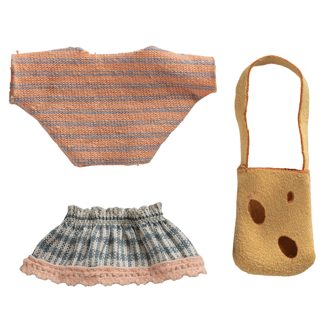 Clothes and bag, Little sister mouse