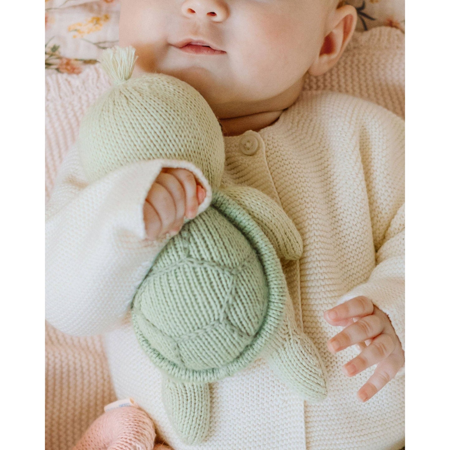 Baby sea turtle (kelp green)