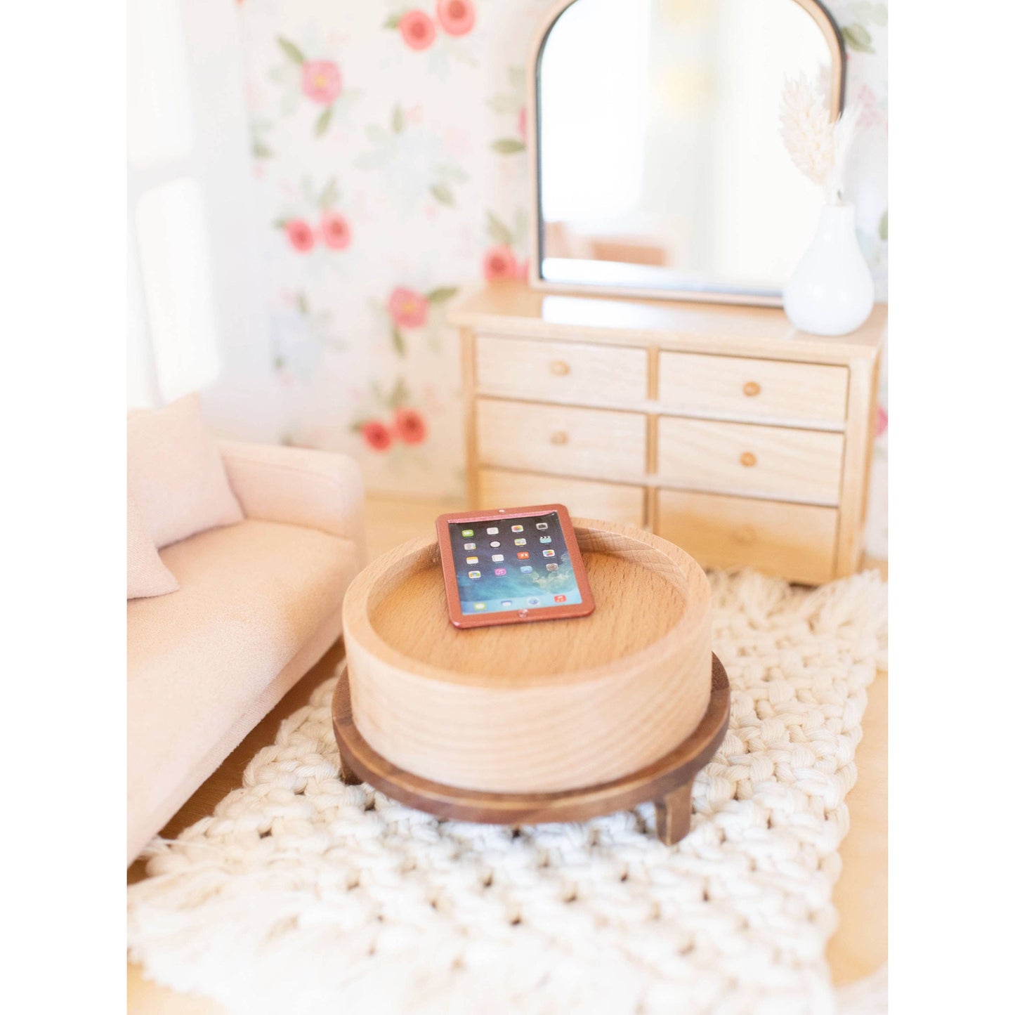 Dollhouse MM Tablet | Multiple Colors