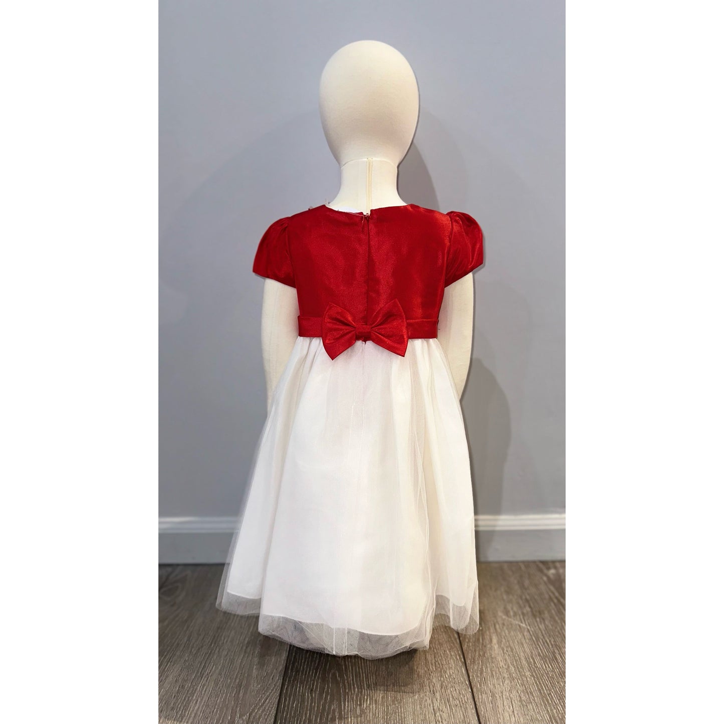 Red and White Dress || White and Red Flowers