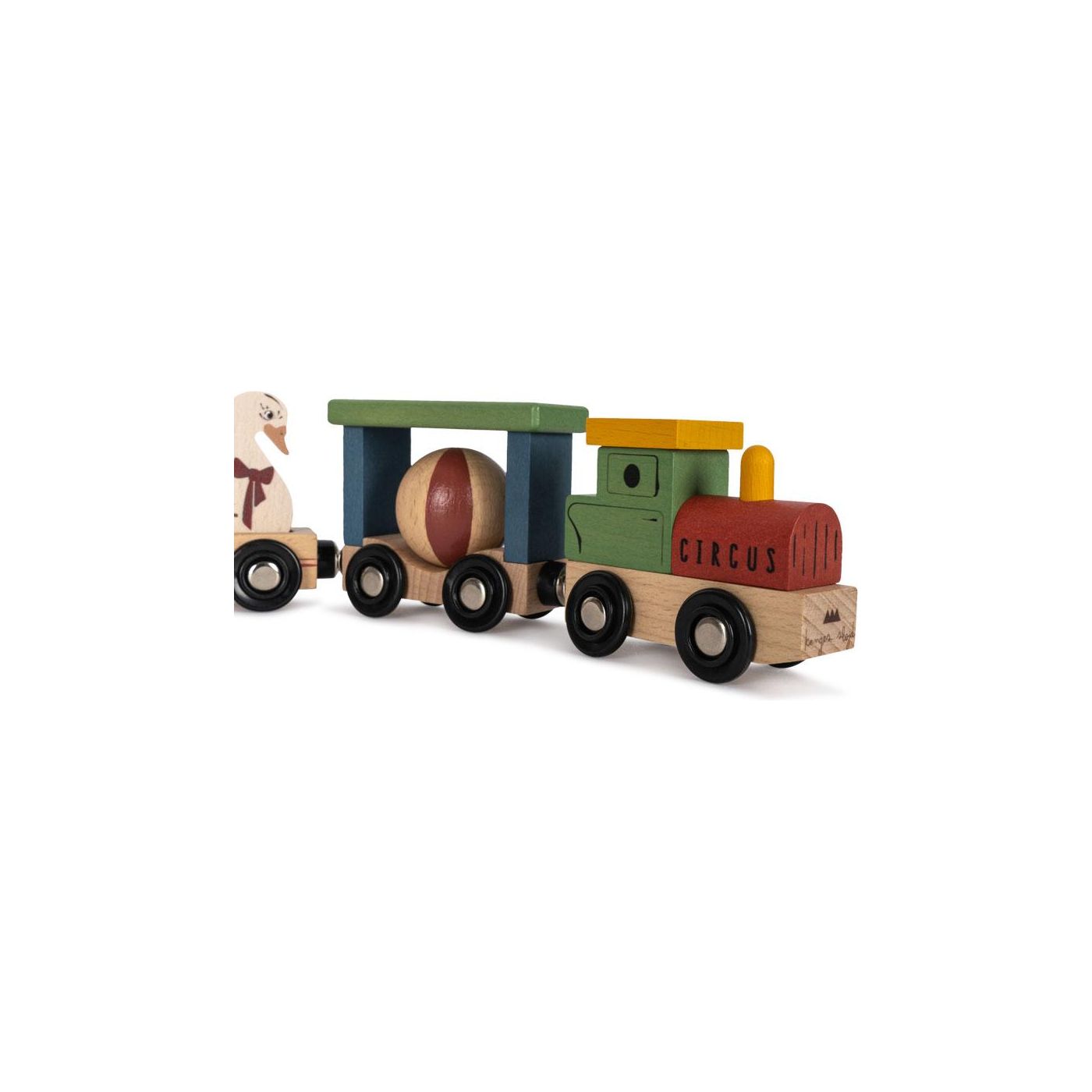 WOODEN ANIMAL TRAIN