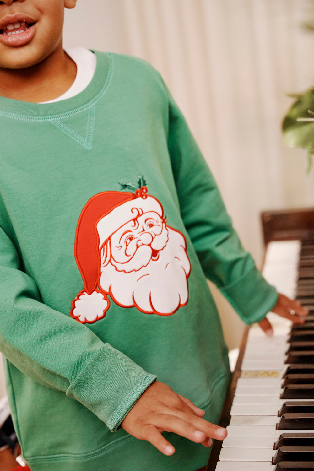 Cassidy Comfy Crewneck - Boys - French Terry Santa