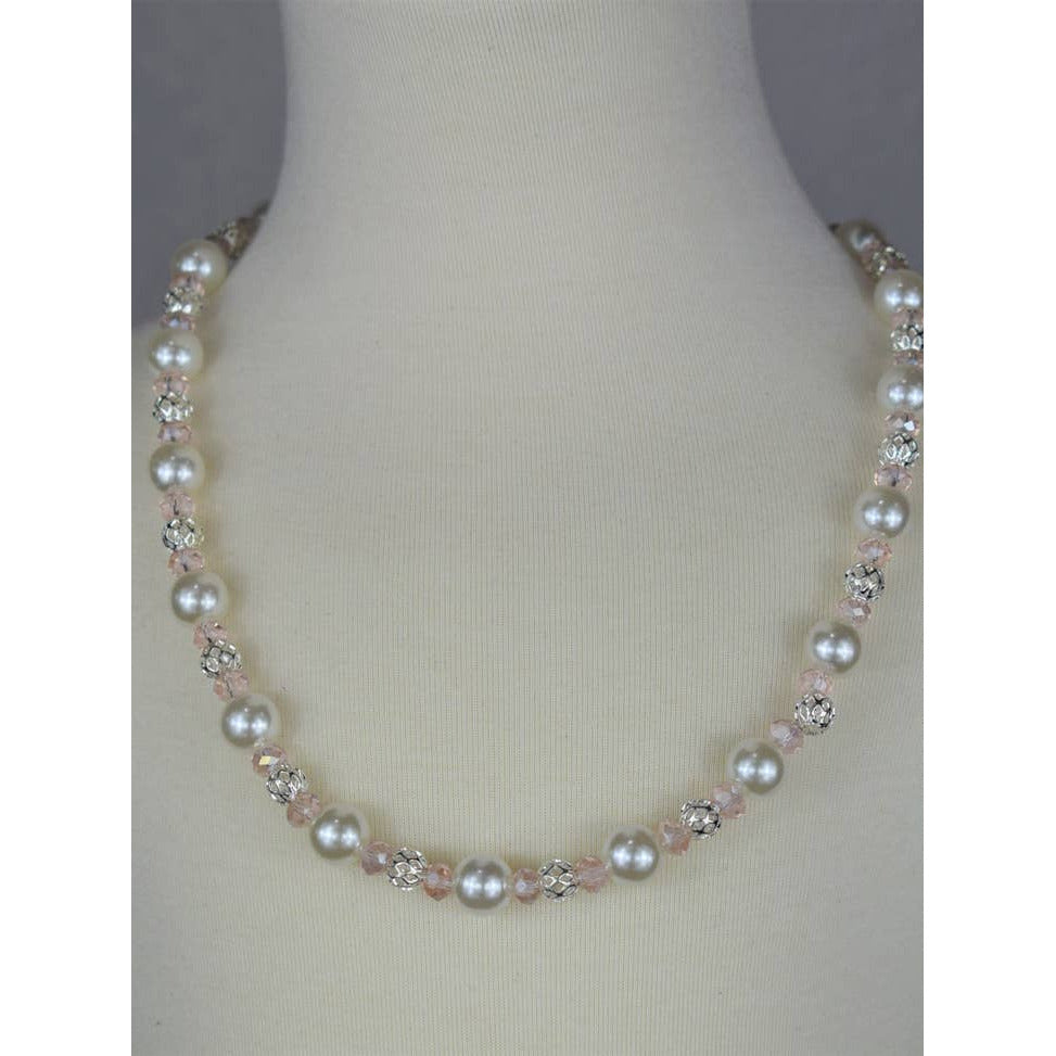 Pearls and Glass Beaded Necklace