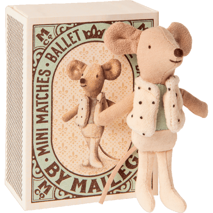 Dancer in matchbox, Little brother mouse